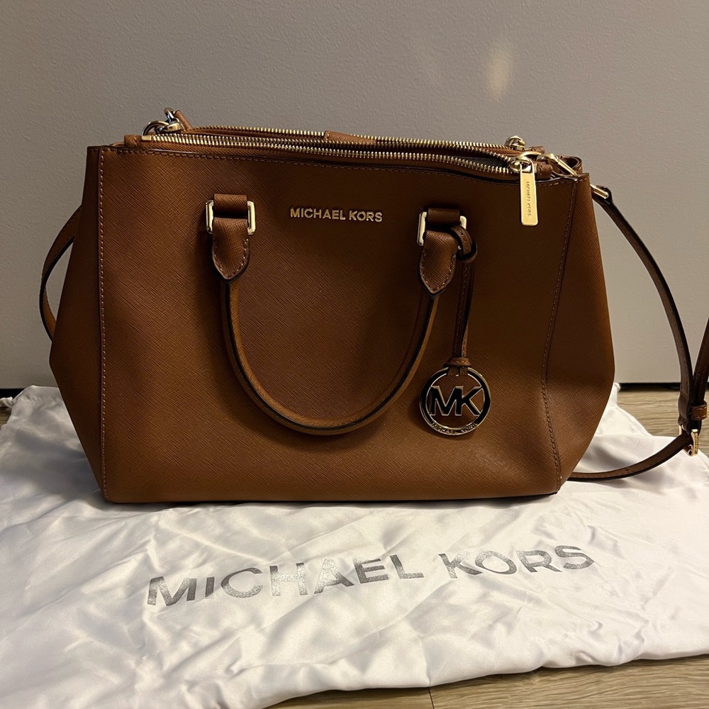 Michael Kors Double Zip Jet Set Travel Tote